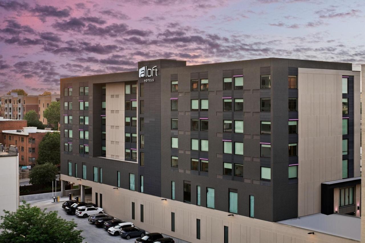 Aloft Kansas City Country Club Plaza Exterior photo